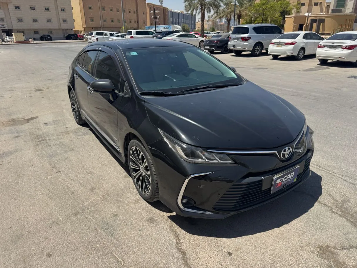 Car image 3
