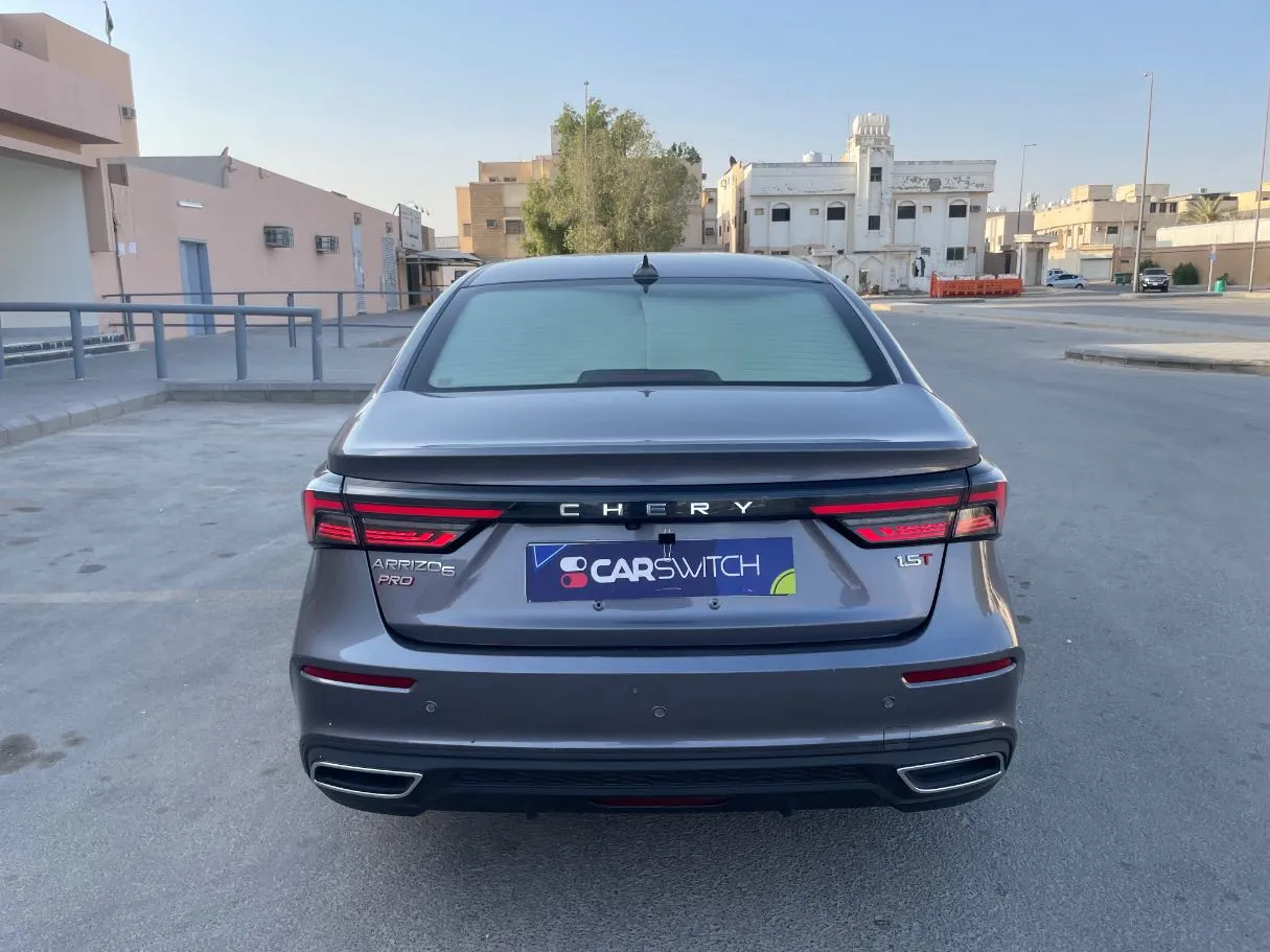 Car image 6