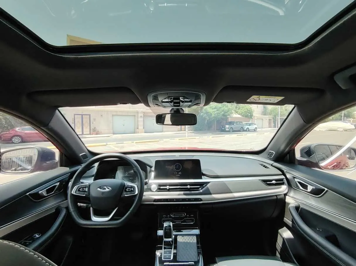 Car image 17
