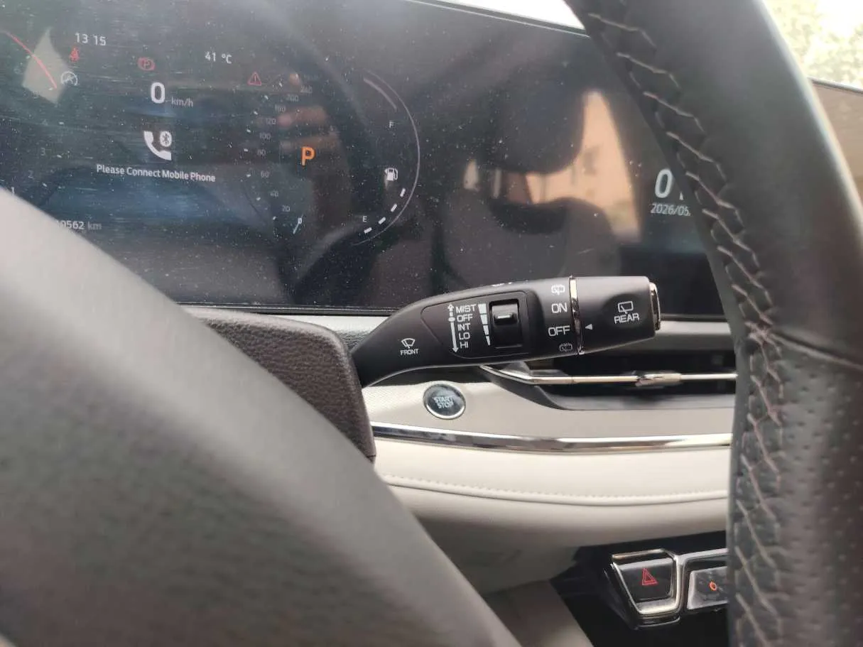 Car image 31