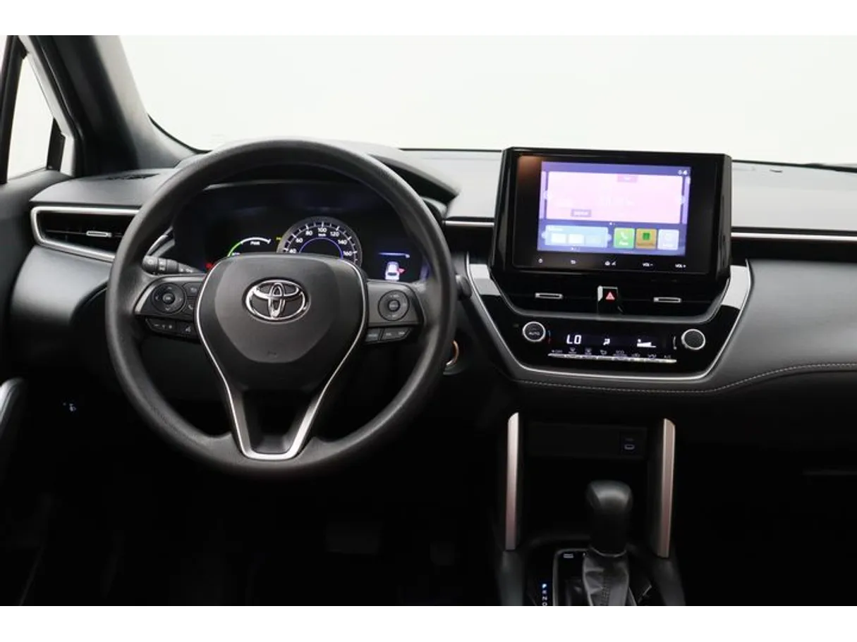 Car image 15
