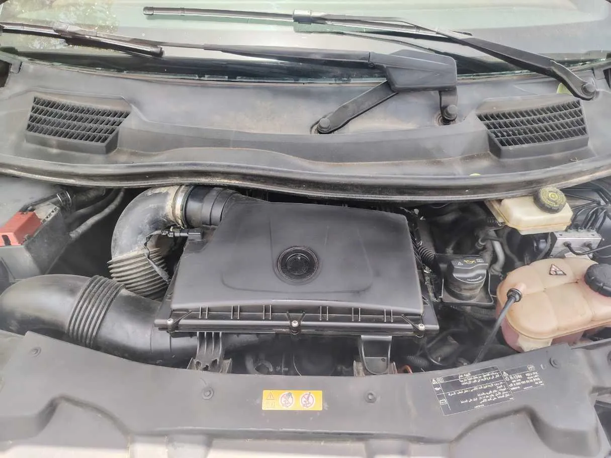 Car image 33