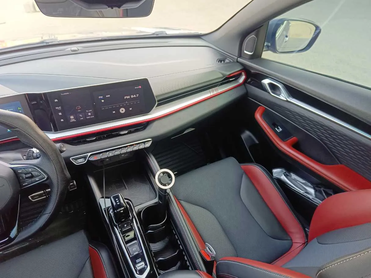 Car image 22