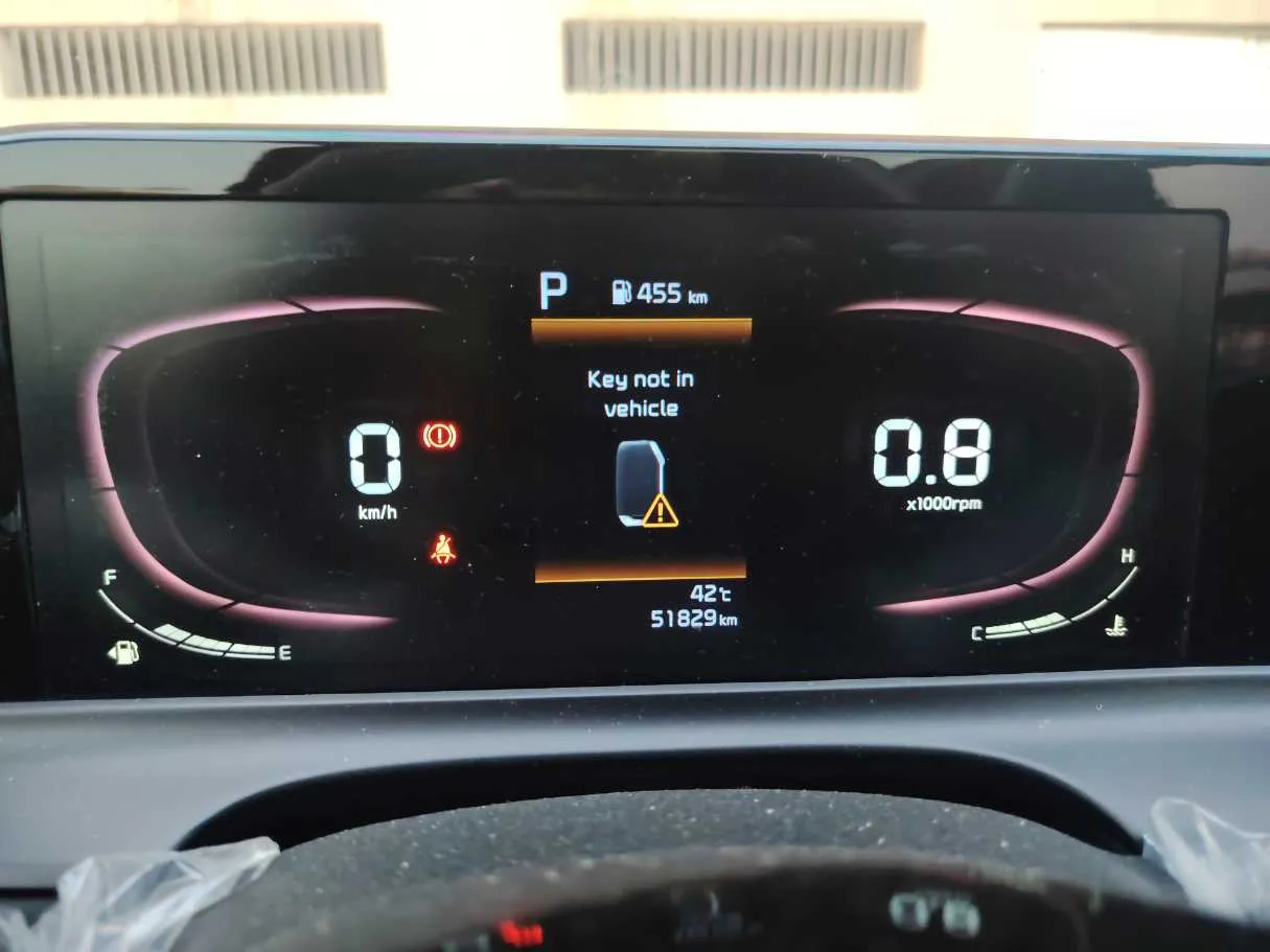 Car image 24