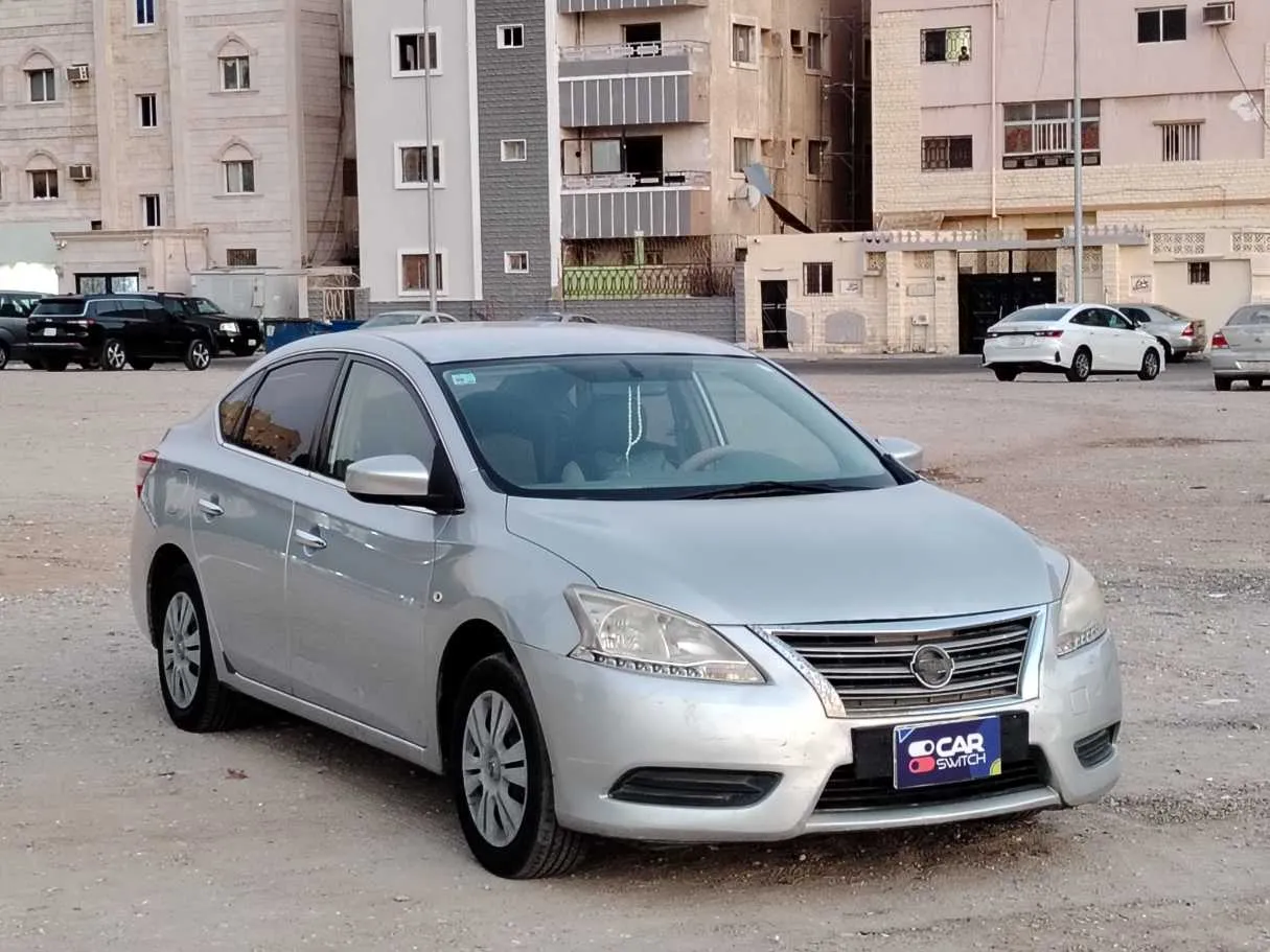 Car image 3