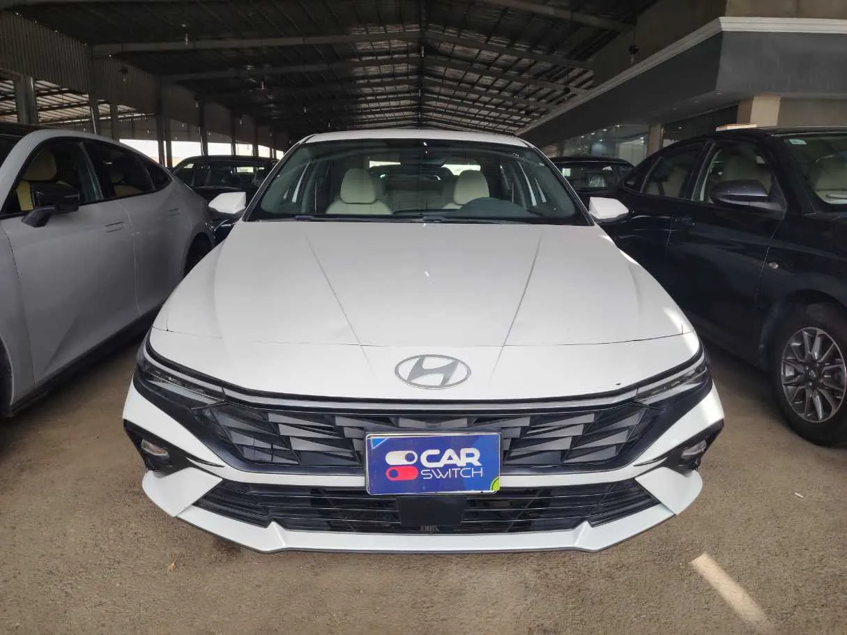 Car image 2