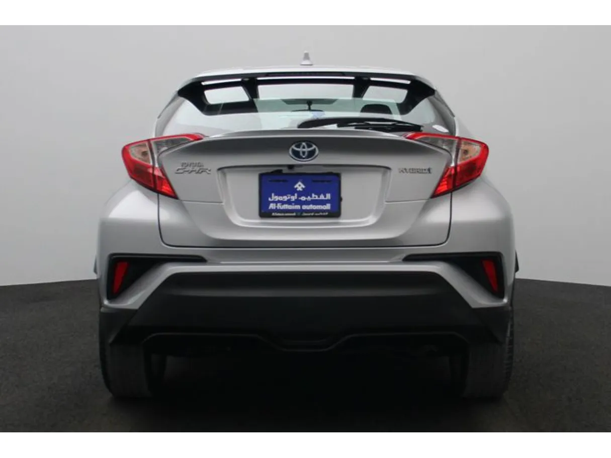 Car image 12
