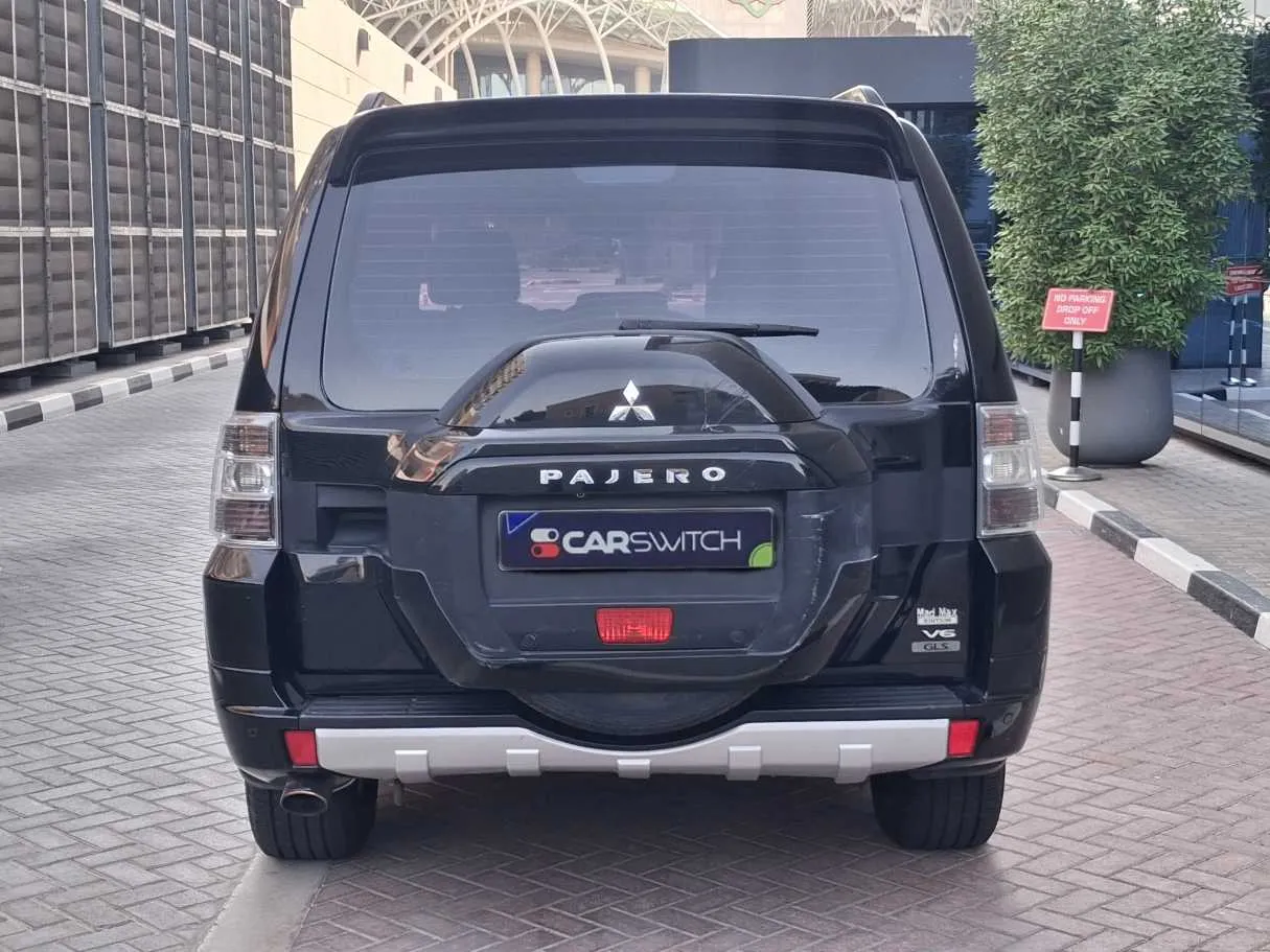 Car image 6