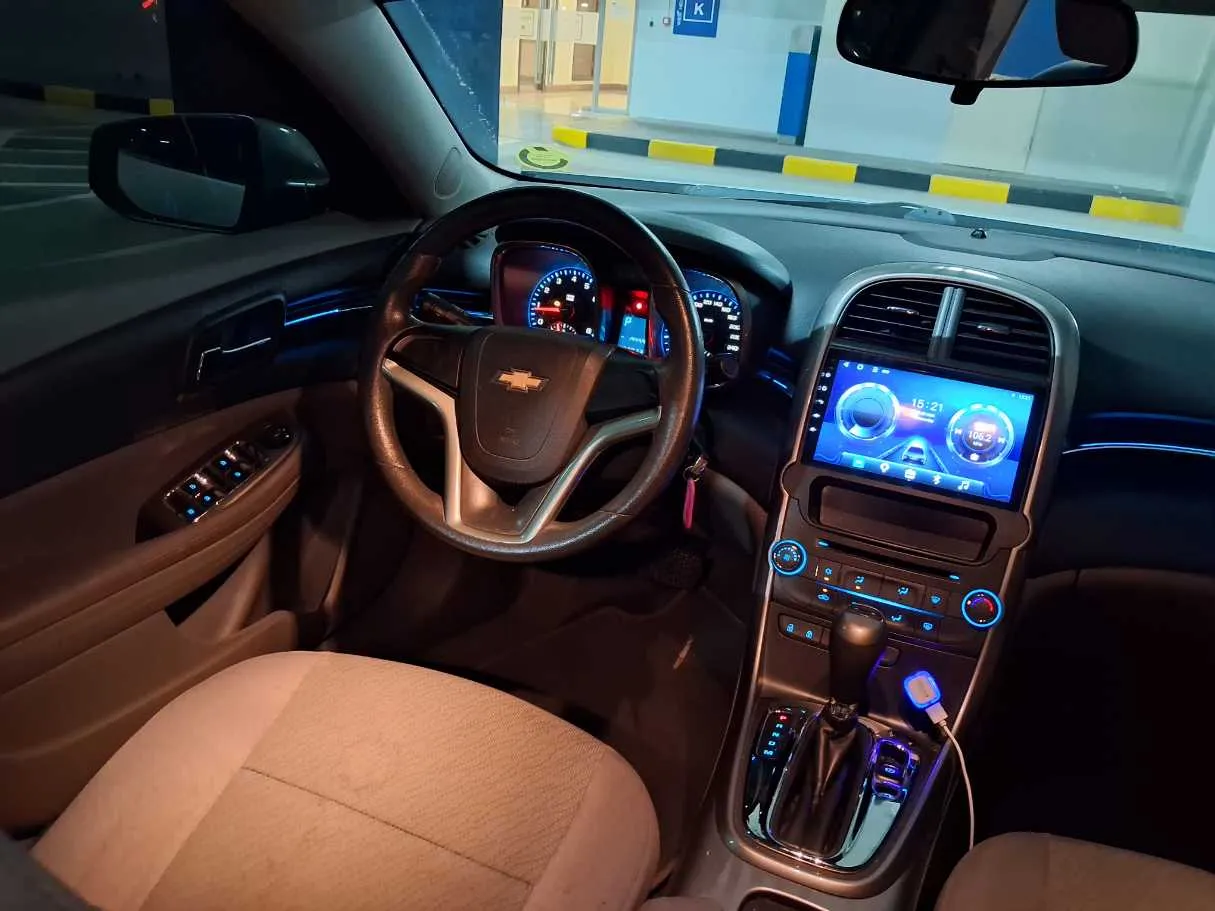 Car image 17