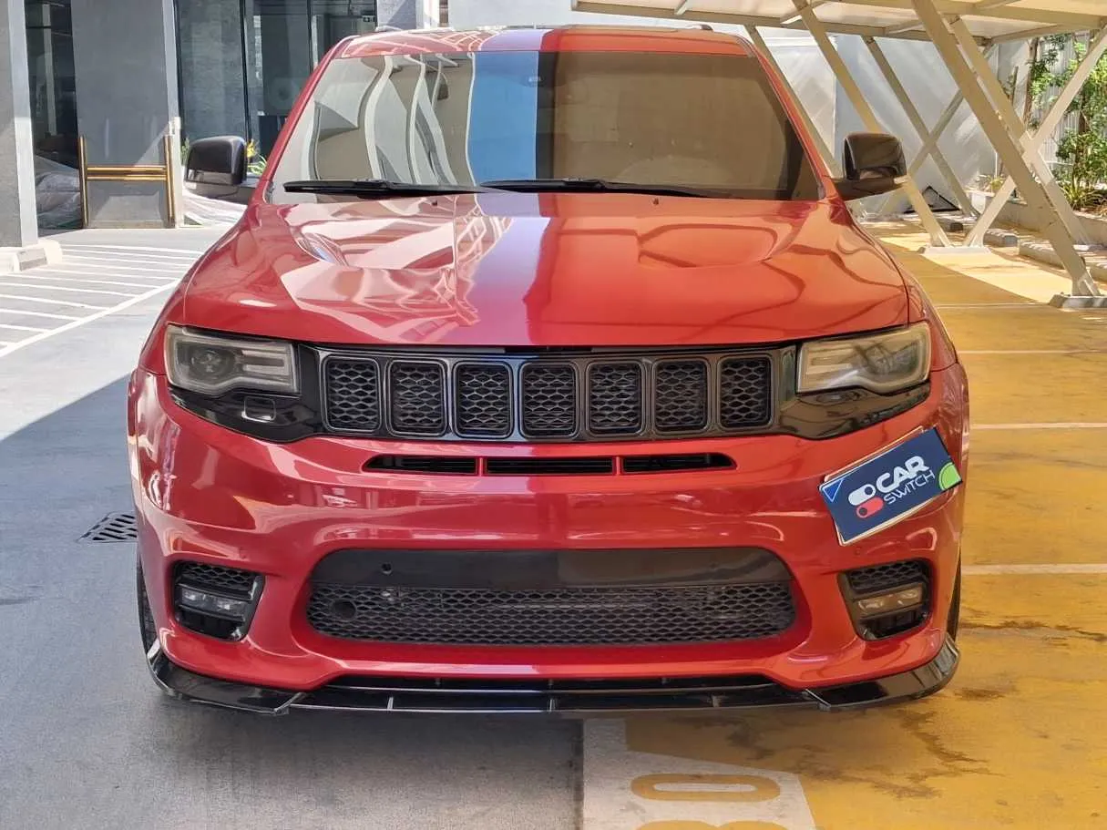 Car image 2