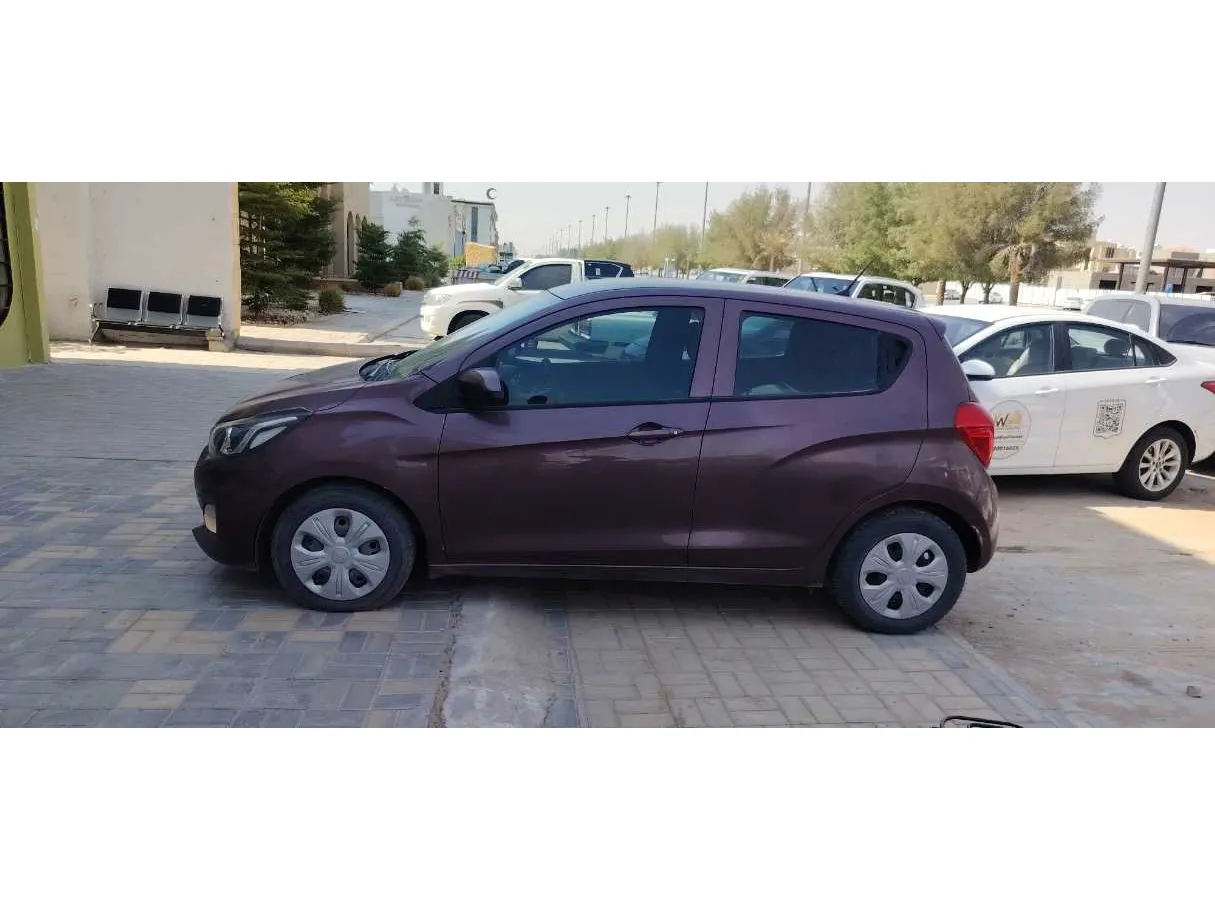 Car image 8