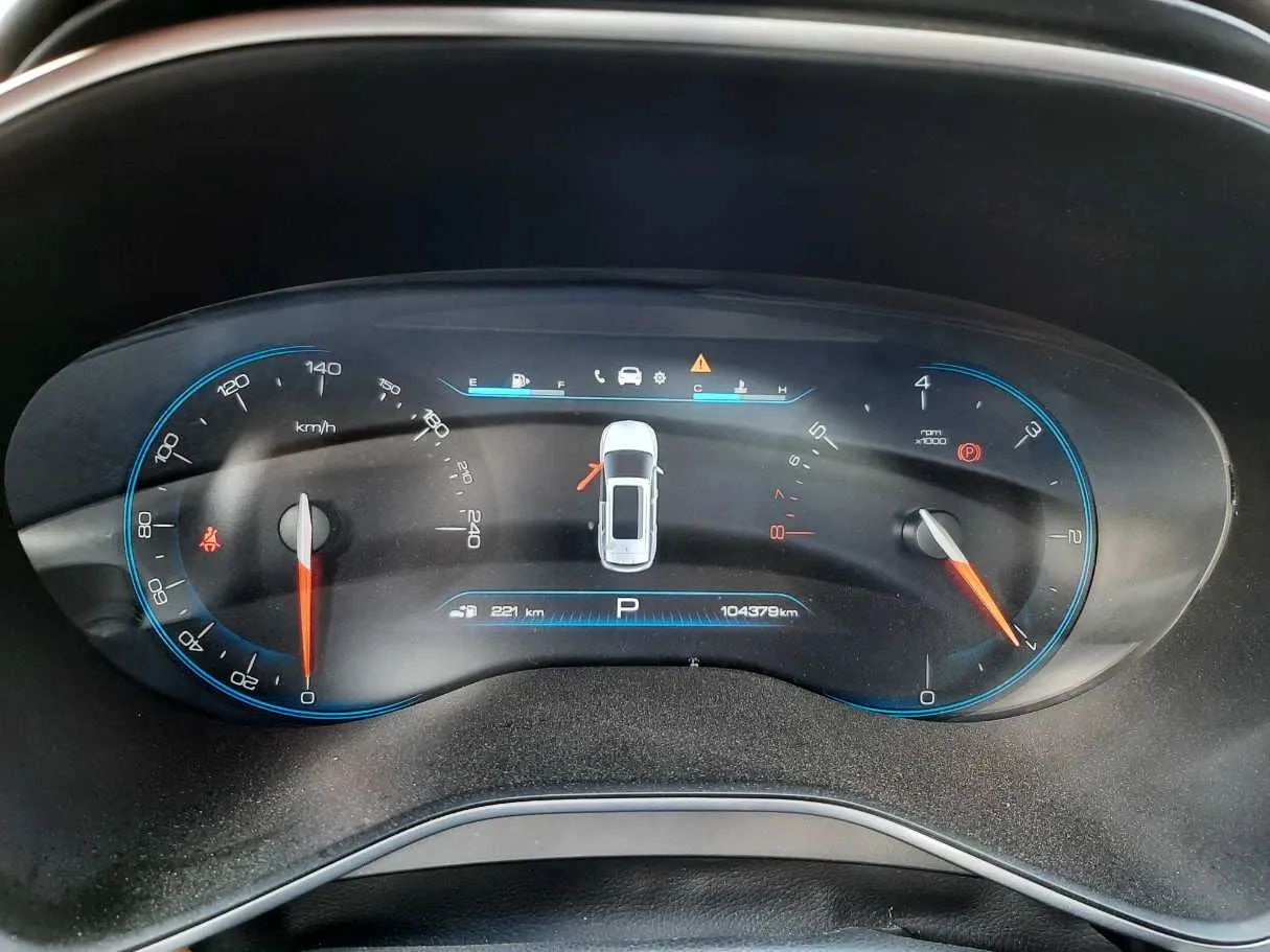 Car image 19