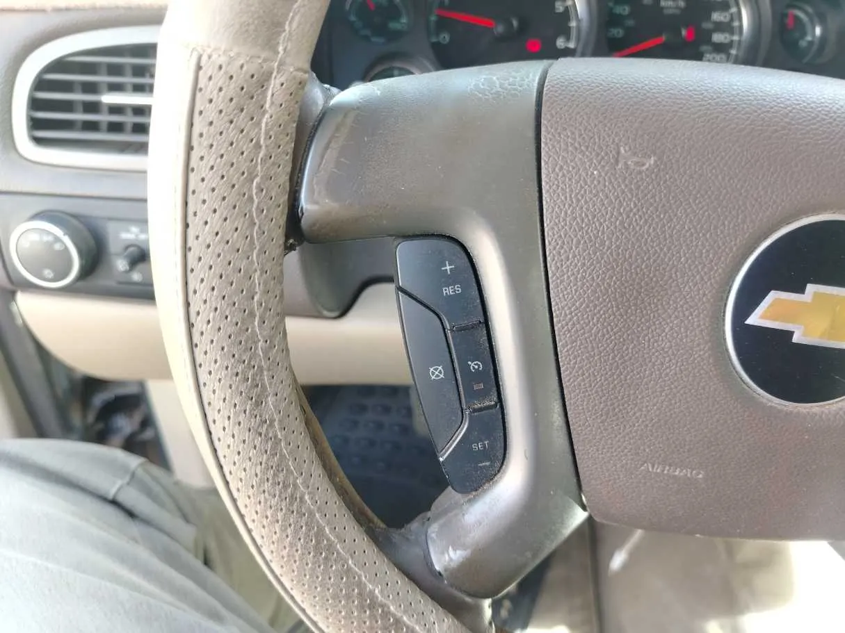 Car image 38