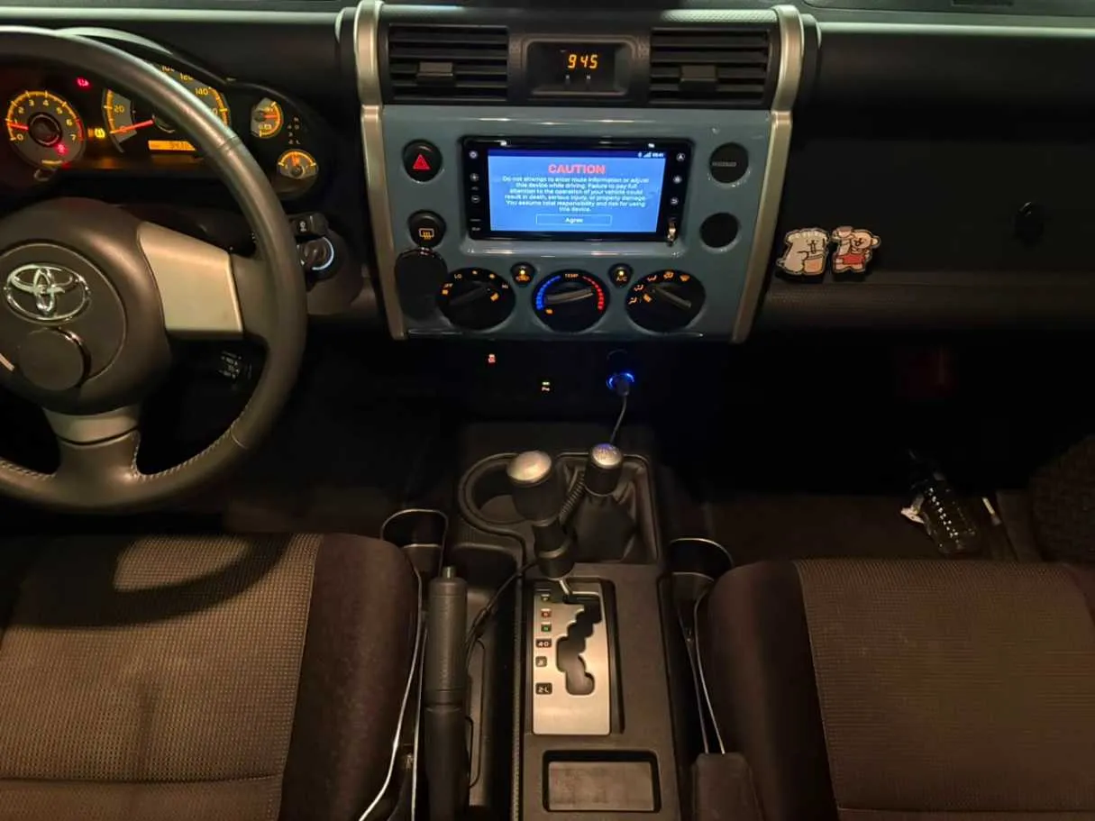 Car image 17