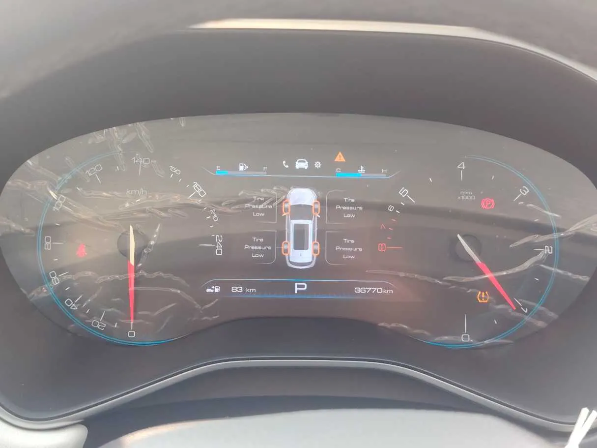 Car image 23