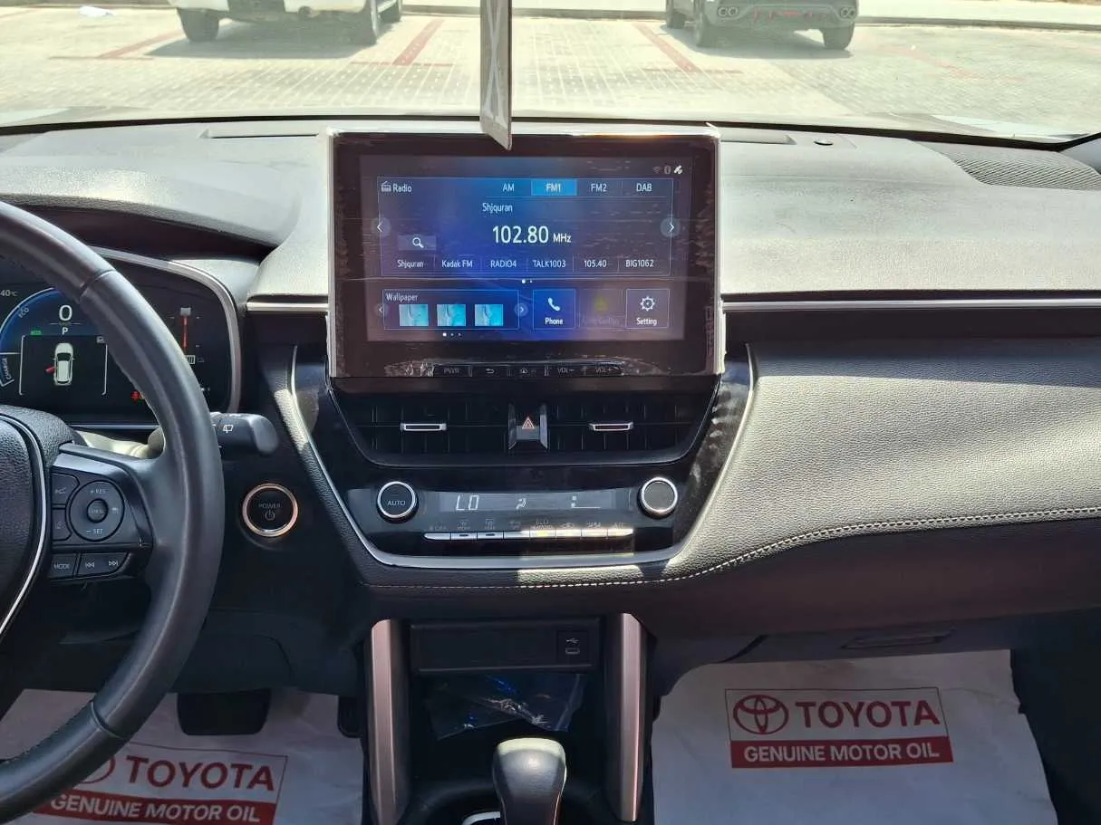 Car image 18