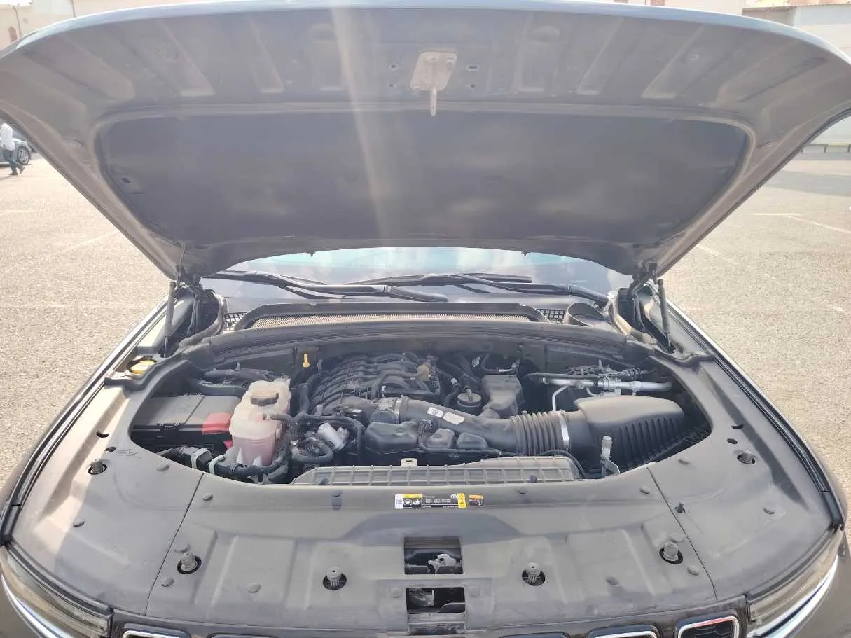 Car image 36
