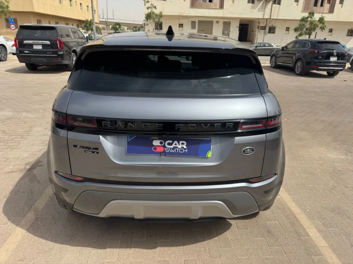 Car image 6