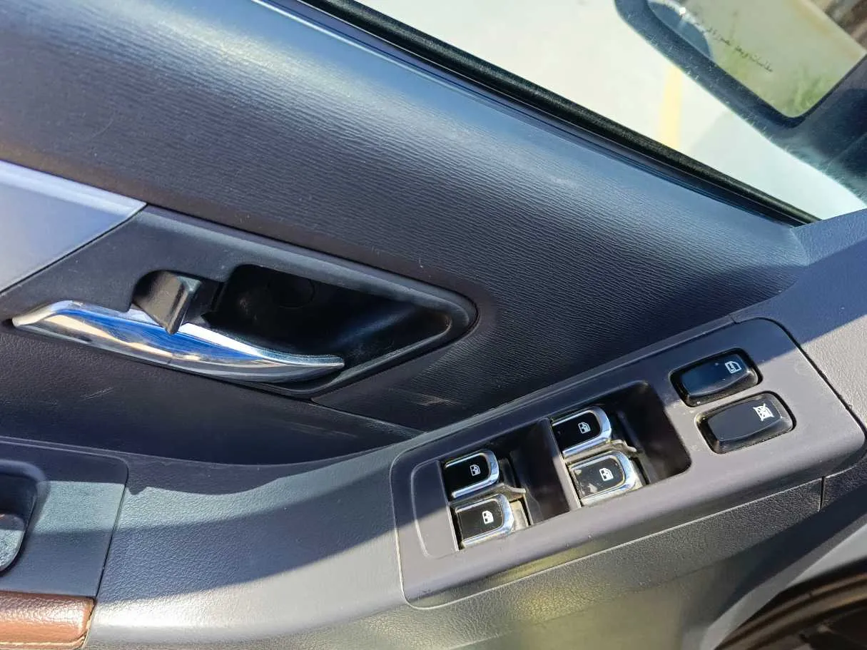 Car image 31