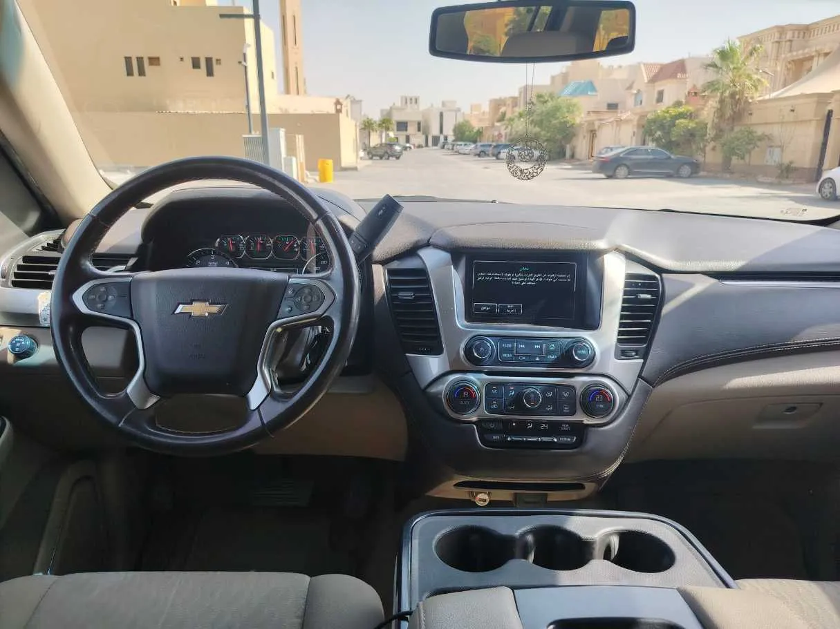 Car image 21