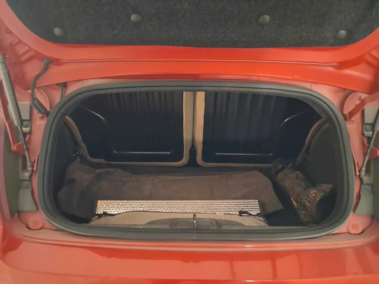 Car image 21