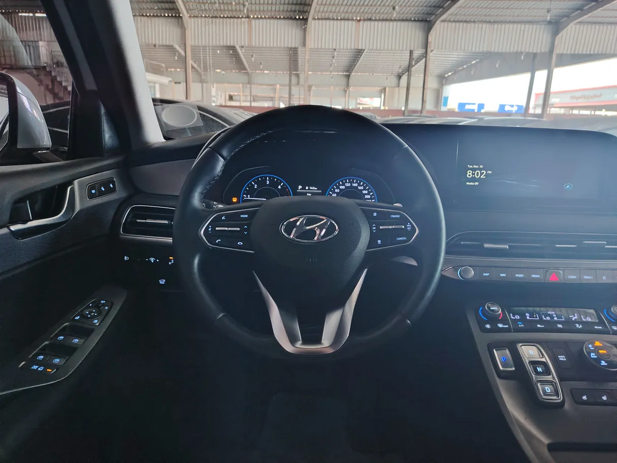 Car image 22