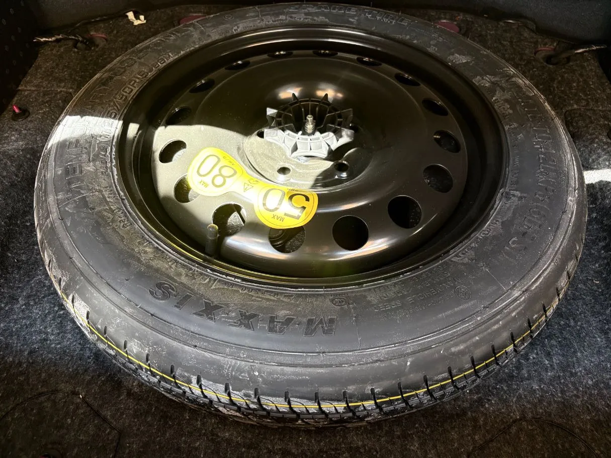 Car image 31