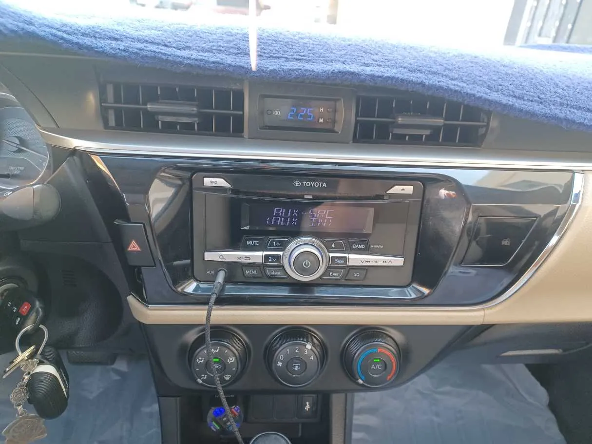 Car image 15