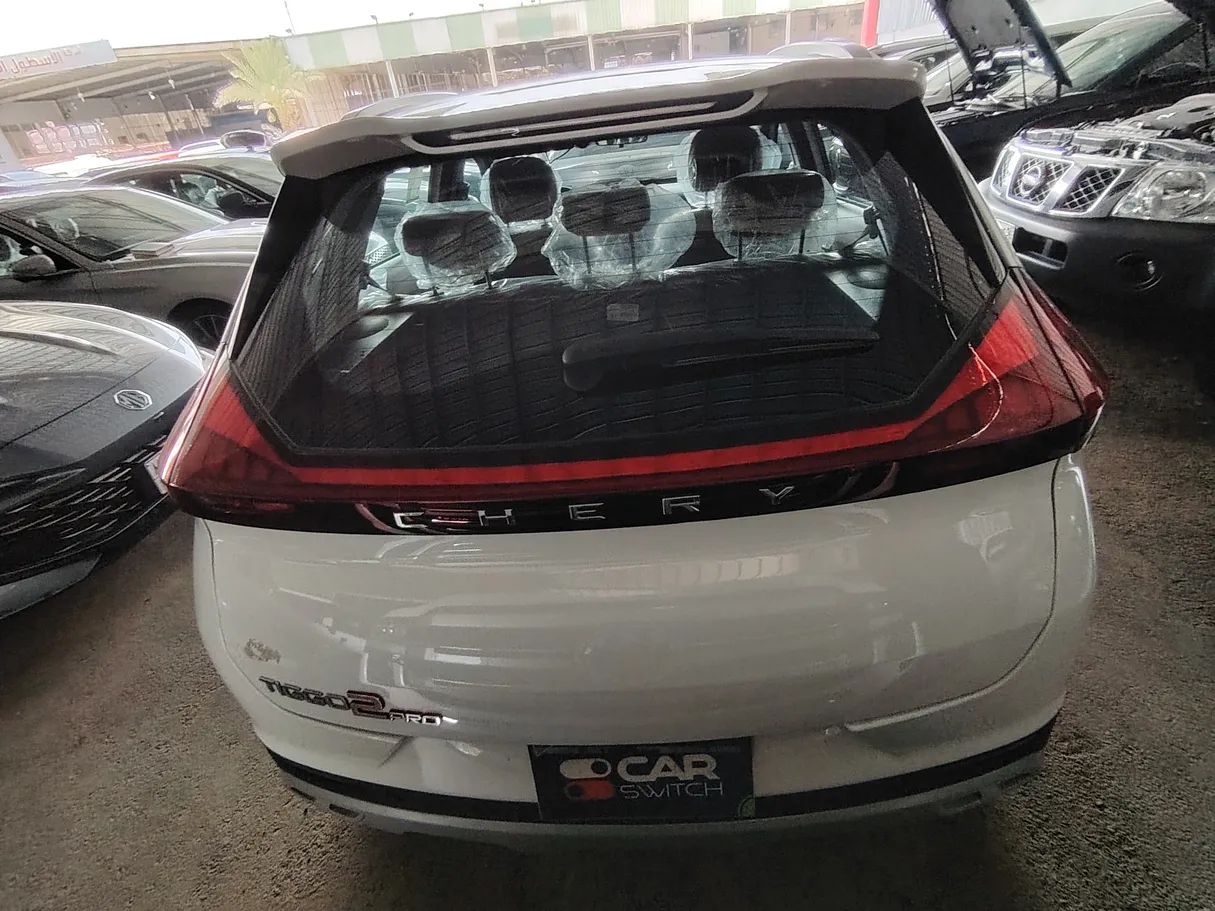Car image 6