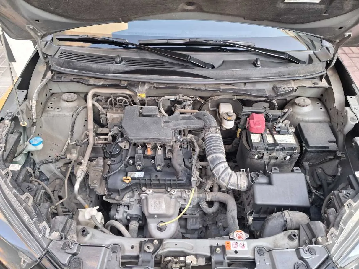 Car image 18