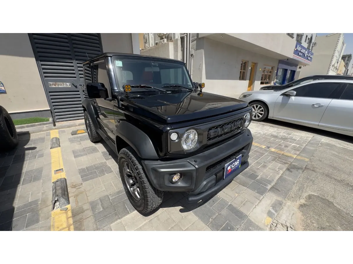 Car image 3