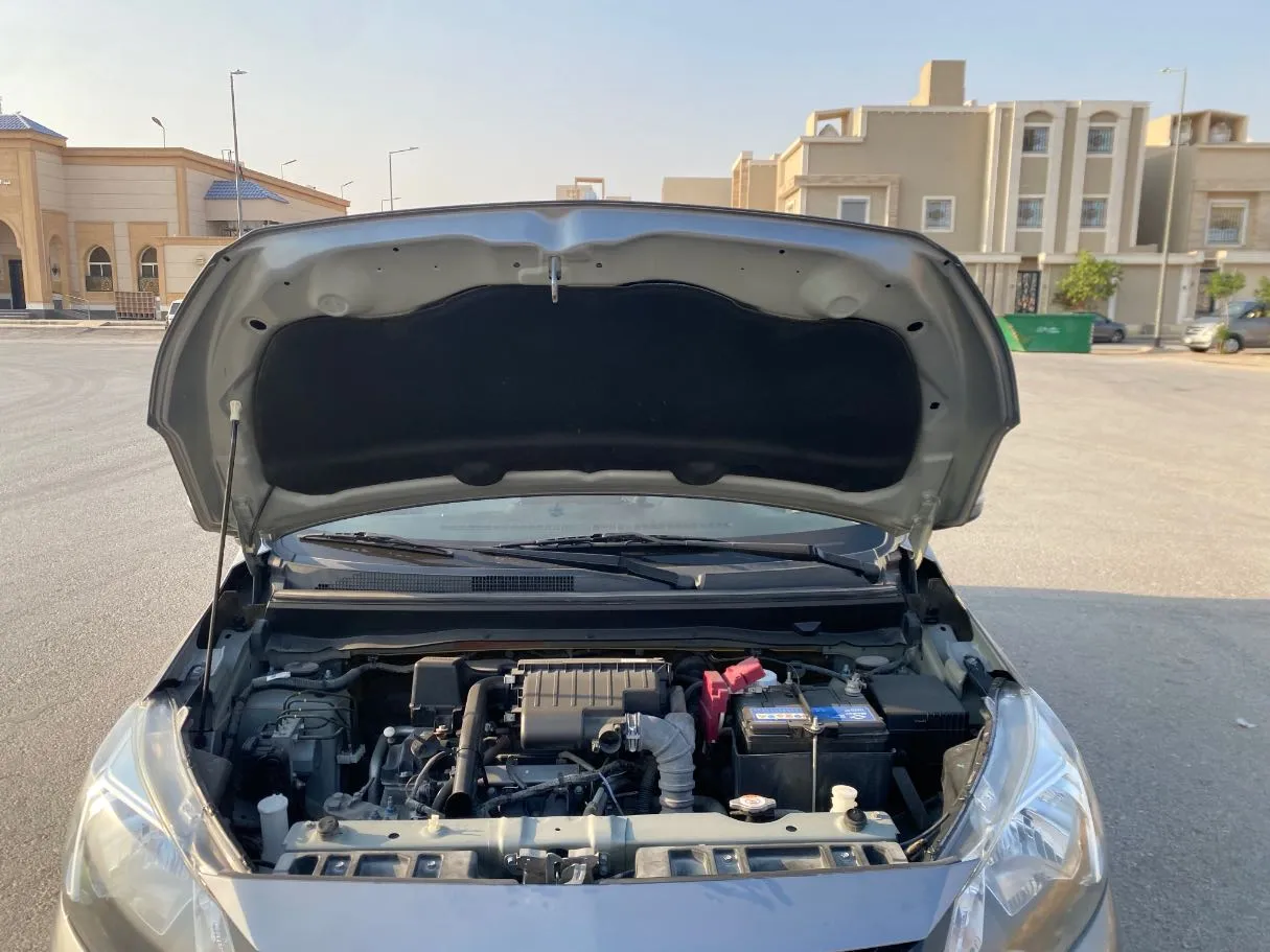 Car image 23