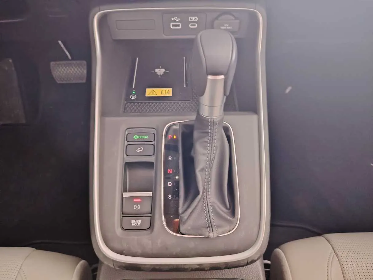 Car image 28