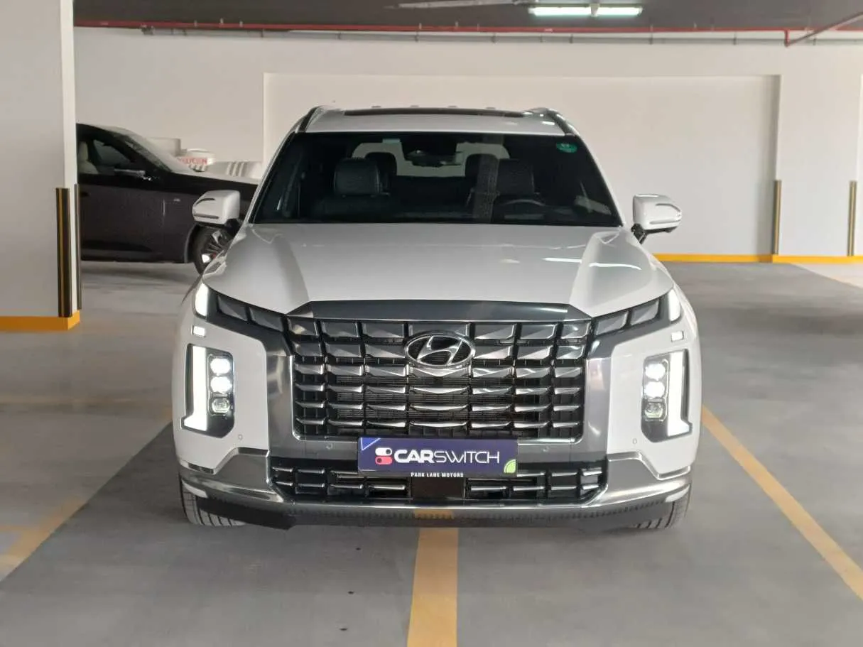 Car image 2