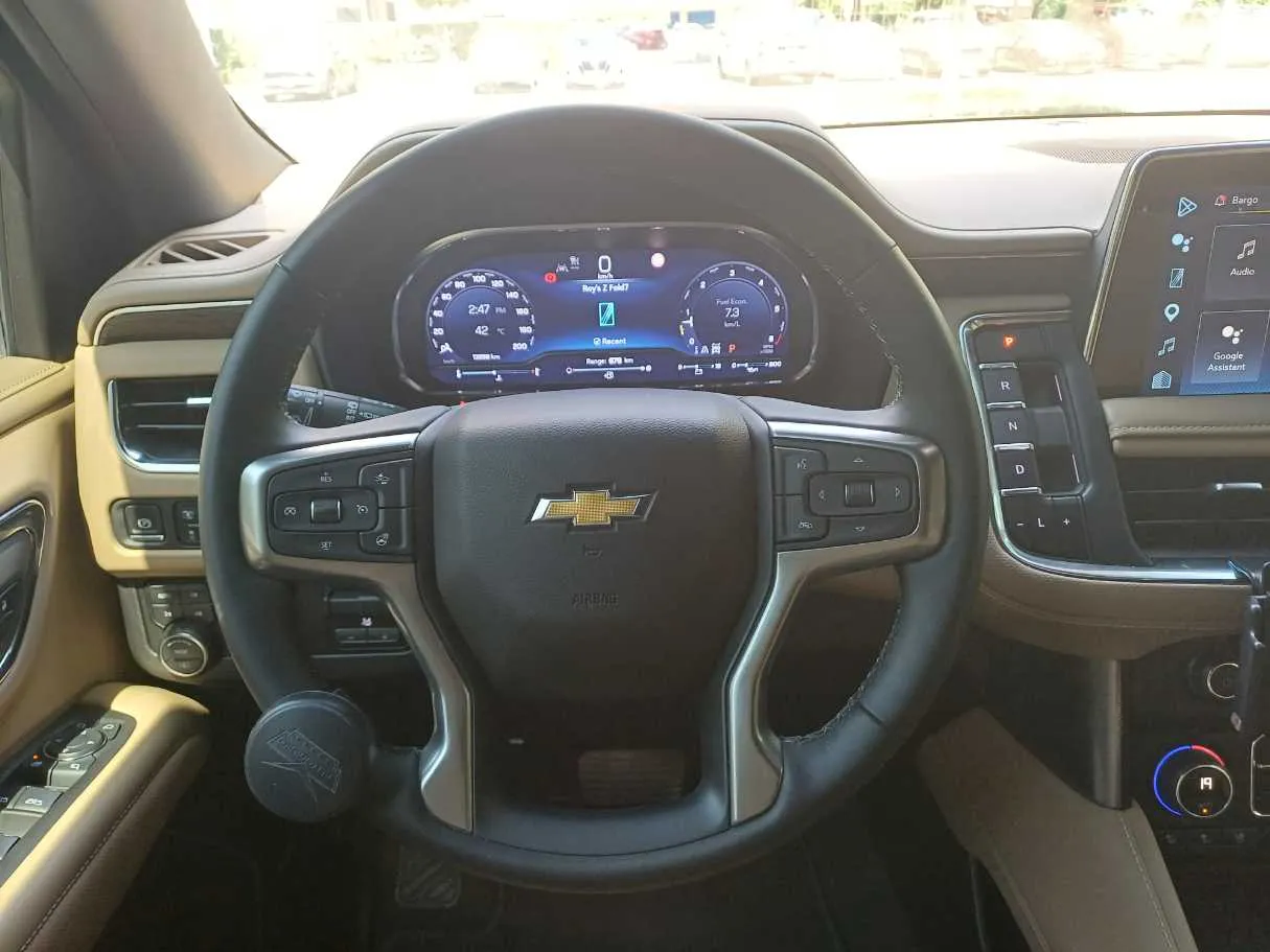 Car image 15