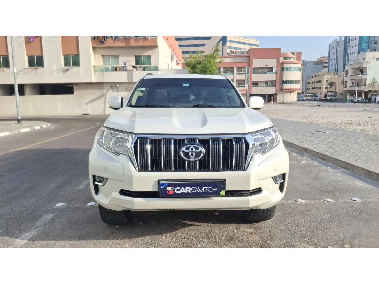 Car image 2