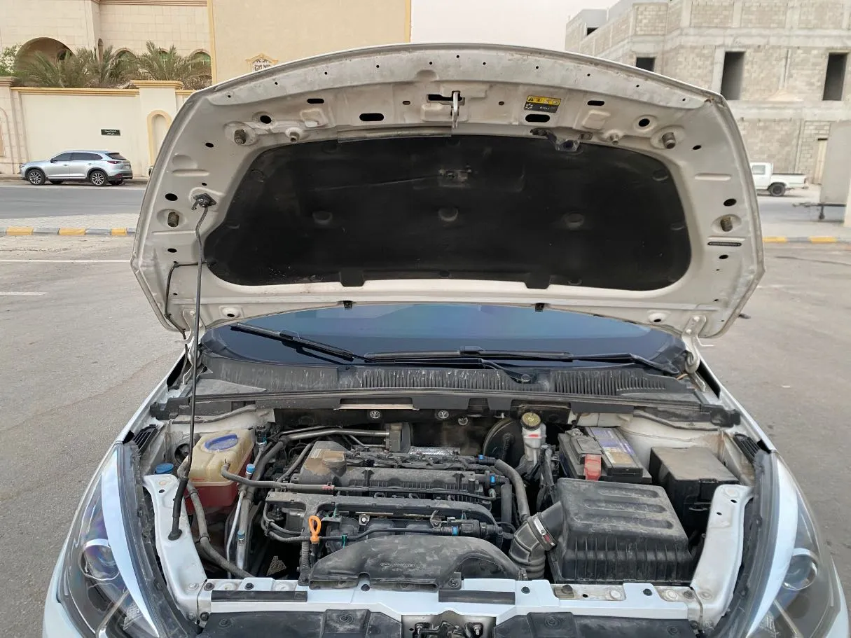 Car image 22