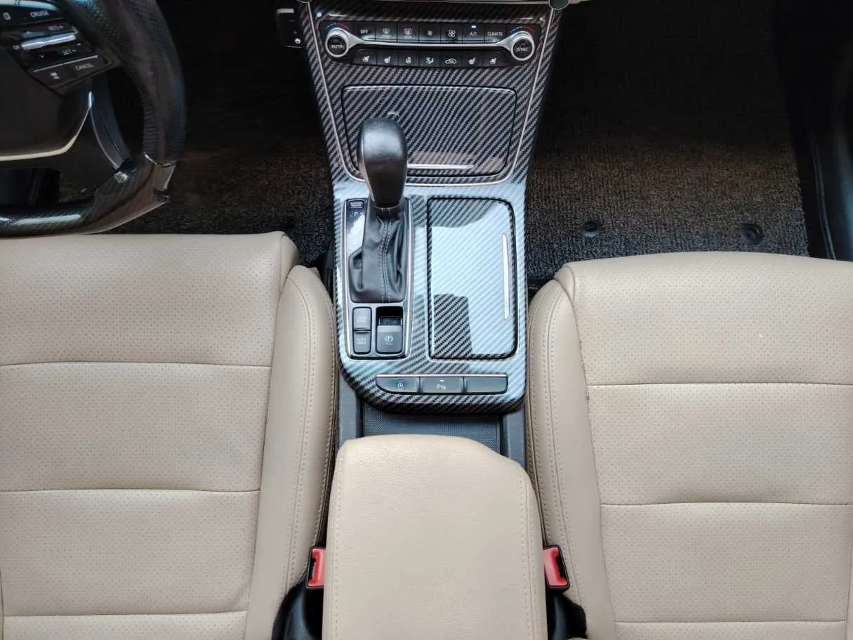 Car image 22