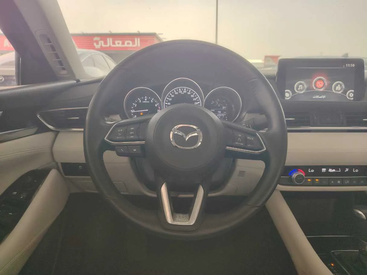 Car image 24