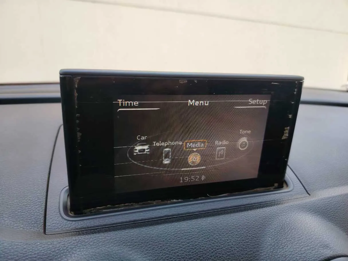 Car image 23