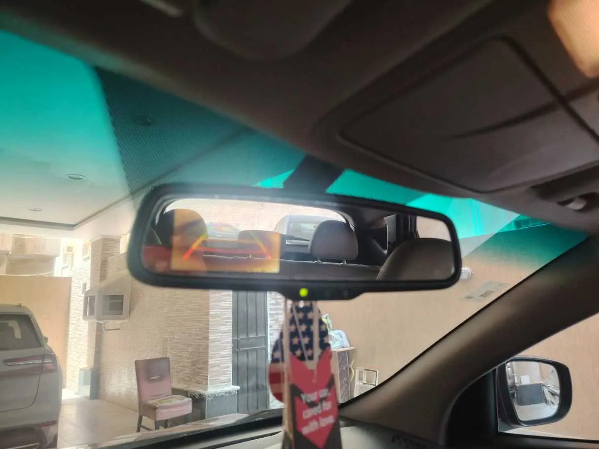 Car image 28