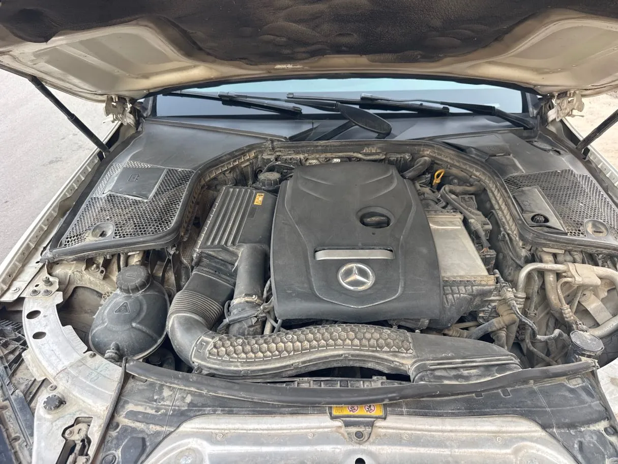 Car image 23