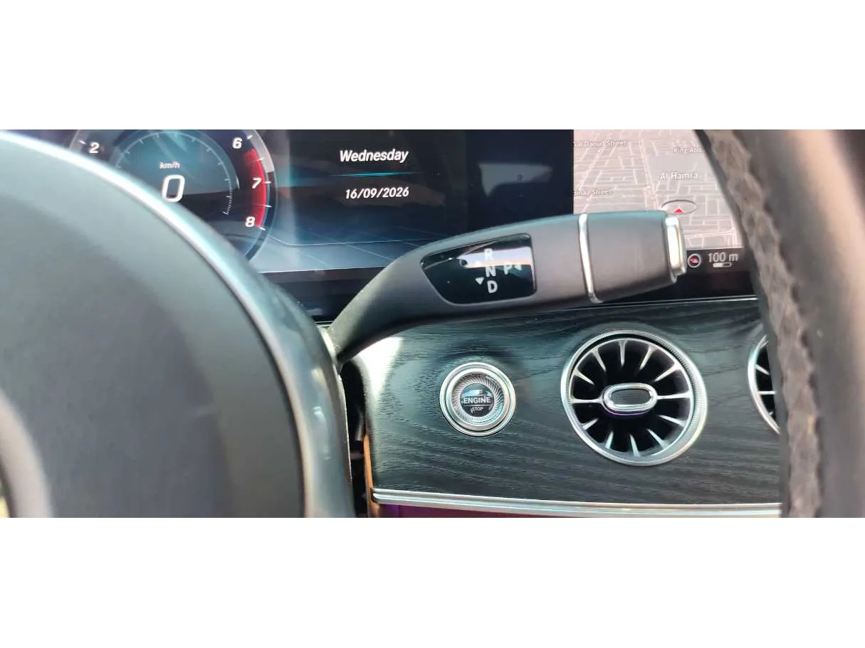 Car image 29