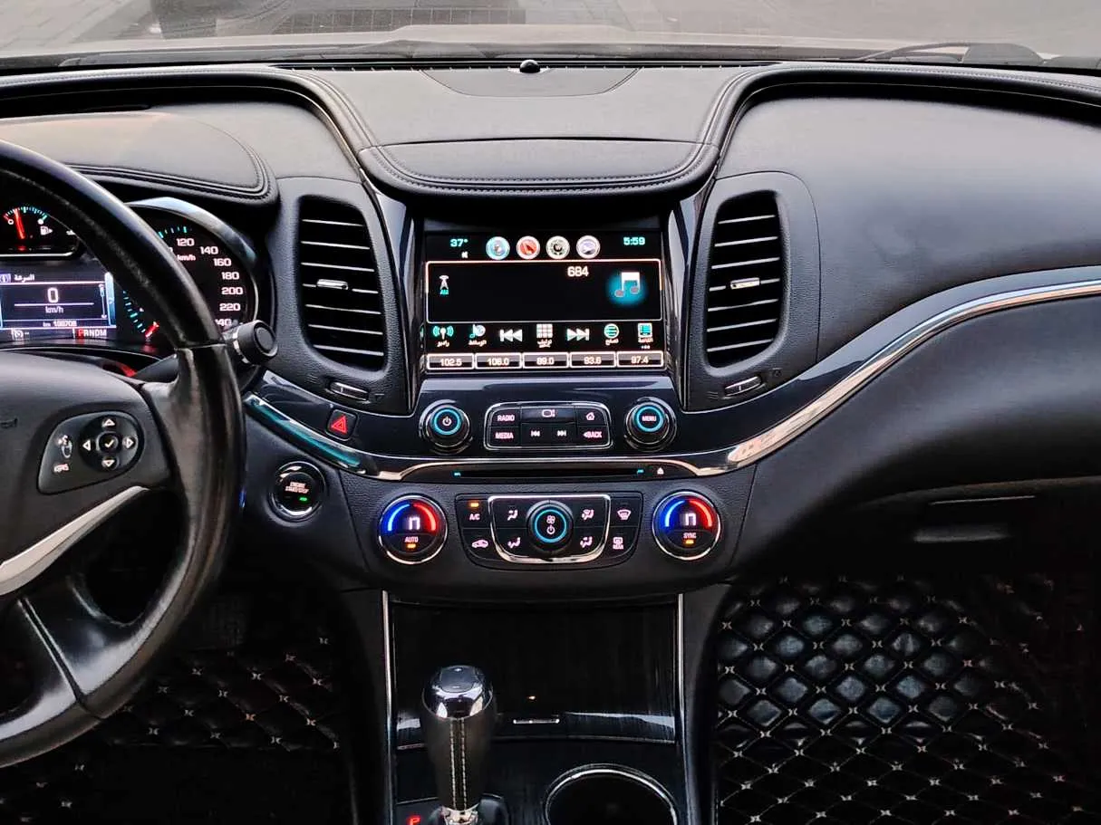 Car image 22