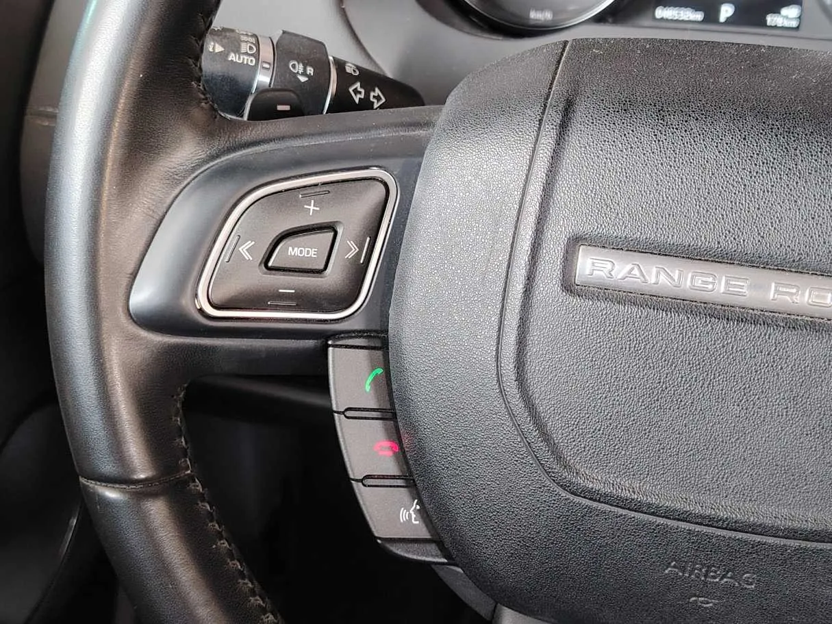 Car image 29