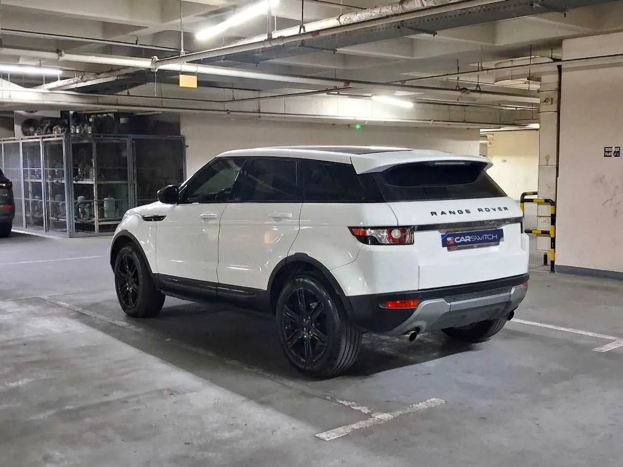 Car image 7