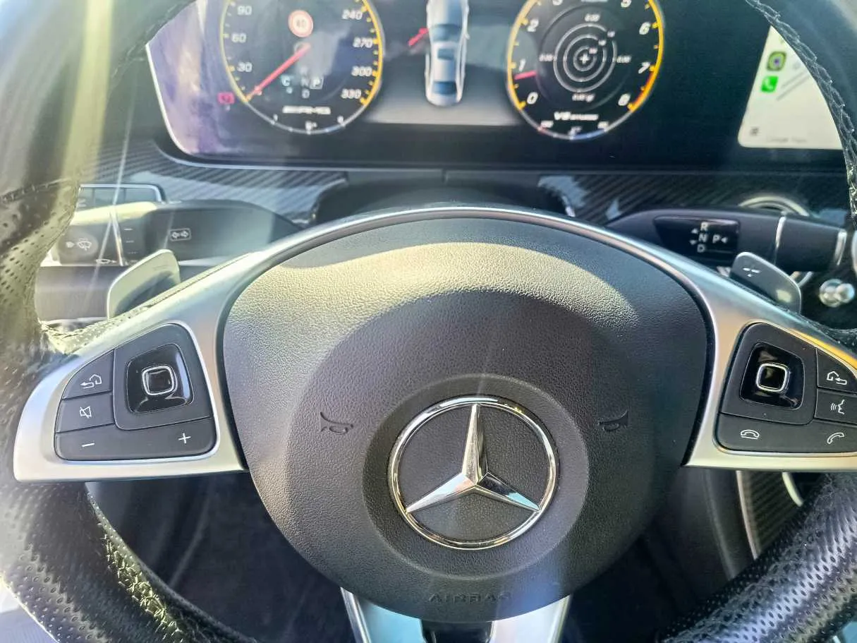 Car image 33