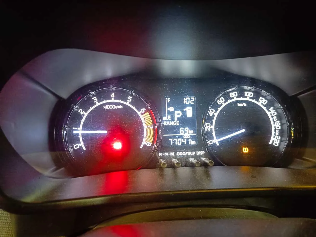 Car image 16