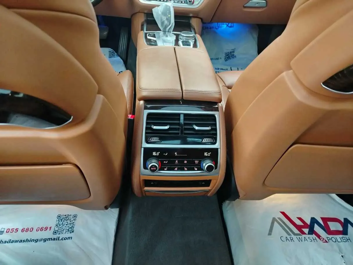 Car image 37