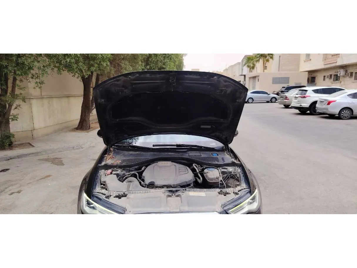 Car image 29